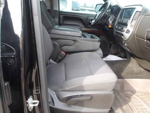 Used 2018 GMC Sierra 1500 SLE image 9