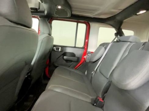 Used 2024 Jeep Wrangler Unlimited AWD/4WD image 20