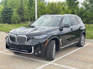 Used 2026 BMW X5 xDrive50e w/ Premium Package video 3