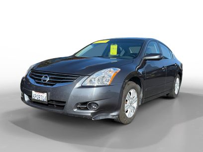 Used 2010 Nissan Altima 2.5 S w/ Convenience Pkg