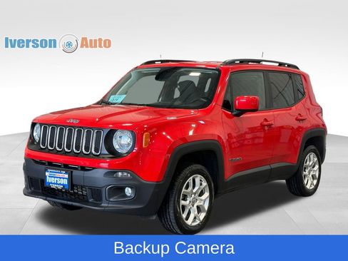 Used 2018 Jeep Renegade Latitude w/ UConnect 8.4 Nav Group AWD/4WD image 5