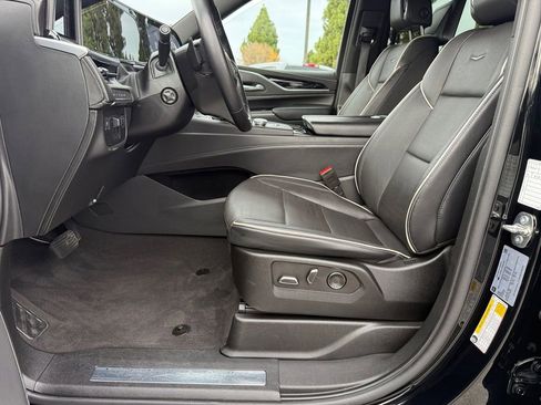 Used 2023 Cadillac Escalade Sport image 13