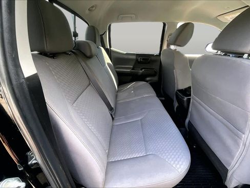Certified 2023 Toyota Tacoma SR AWD/4WD image 18