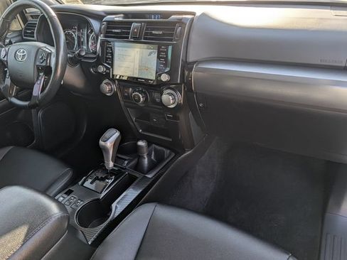 Used 2024 Toyota 4Runner TRD Off-Road Premium AWD/4WD image 34