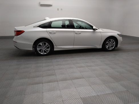 Used 2019 Honda Accord LX image 10