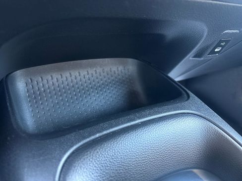 Used 2023 Toyota Corolla LE image 26