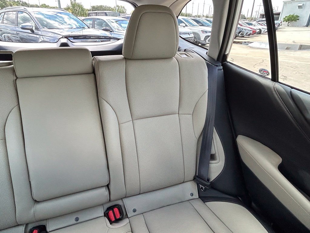 Used 2023 Subaru Outback Limited XT AWD/4WD image 14