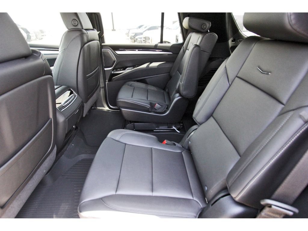 New 2026 Cadillac Escalade 2WD image 7