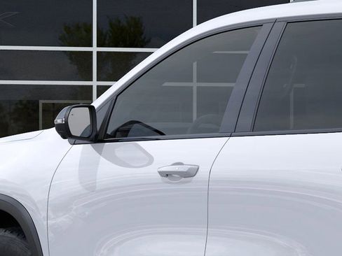 New 2026 GMC Acadia AT4 image 12