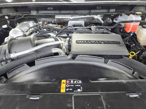Certified 2025 GMC Sierra 2500 SLT w/ SLT Convenience Package AWD/4WD image 30