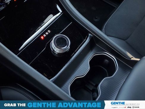 Certified 2024 Jeep Grand Cherokee L Altitude AWD/4WD image 22