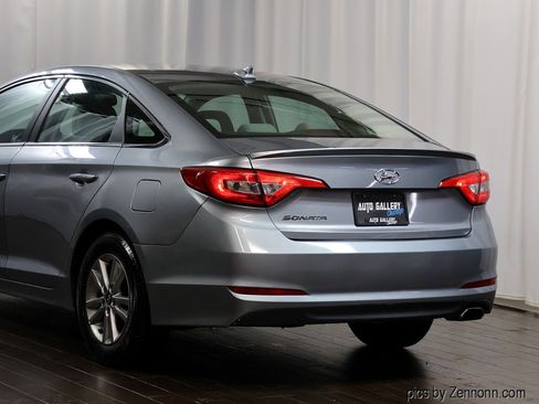 Used 2017 Hyundai Sonata SE image 8