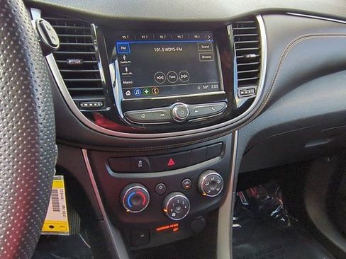 Used 2018 Chevrolet Trax LS FWD image 11