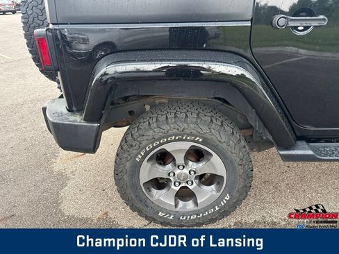 Used 2016 Jeep Wrangler Unlimited Sahara AWD/4WD image 28