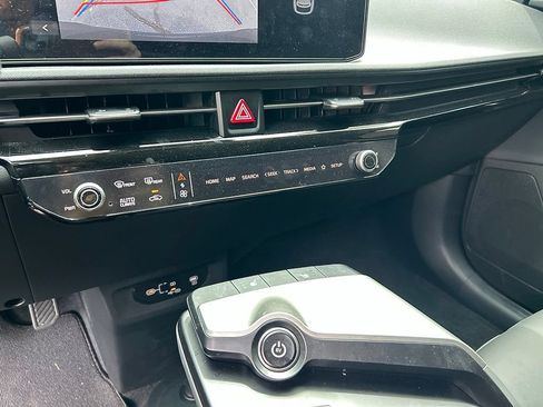 Used 2025 Kia EV6 Light RWD image 15