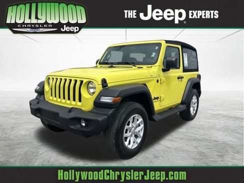 Used 2023 Jeep Wrangler Sport S image 1