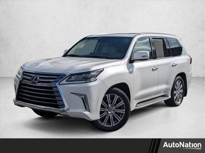 Used 2016 Lexus LX 570 4WD w/ Luxury Package
