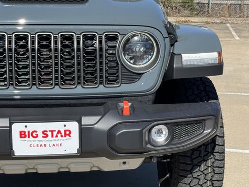 New 2026 Jeep Gladiator Mojave AWD/4WD image 5