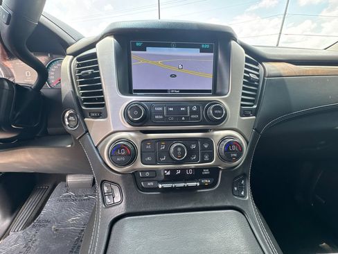 Used 2018 GMC Yukon XL Denali w/ Denali Ultimate Package AWD/4WD image 29