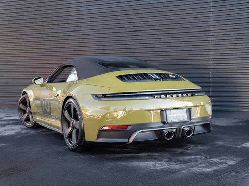 New 2026 Porsche 911 Carrera 4 GTS image 3