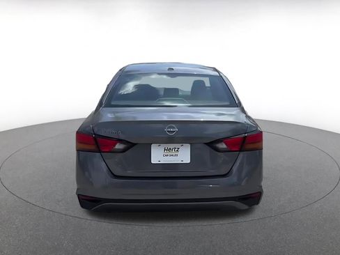 Used 2025 Nissan Altima 2.5 SV FWD image 12