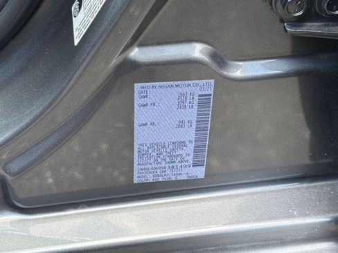 Used 2025 Nissan Altima 2.5 SV FWD image 28