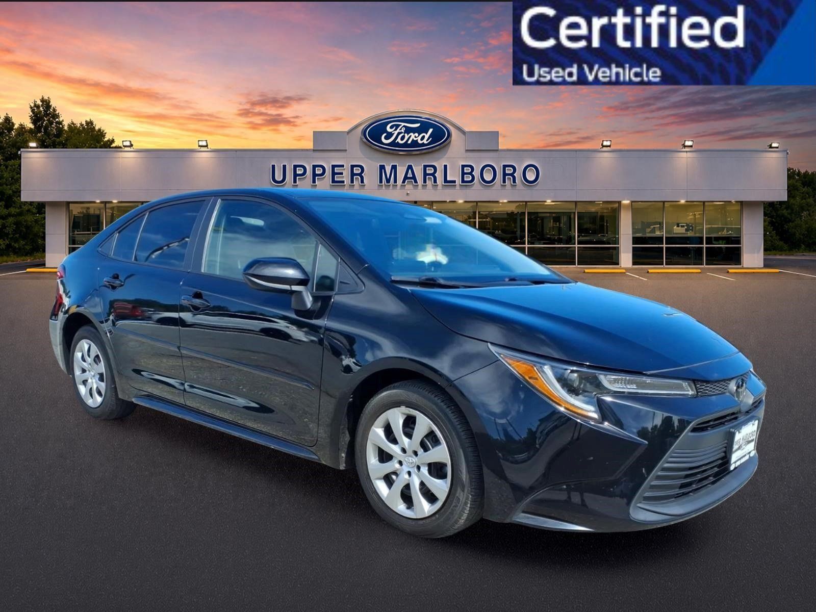 Used 2024 Toyota Corolla LE FWD image 1
