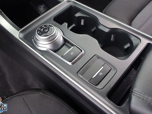 Used 2024 Ford Edge SE w/ Black Appearance Package AWD/4WD image 19