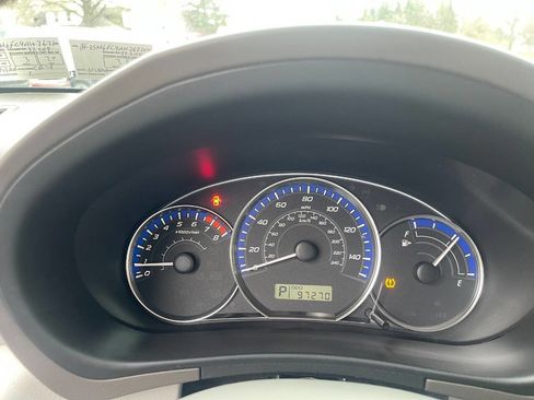 Used 2010 Subaru Forester 2.5XT Limited image 16