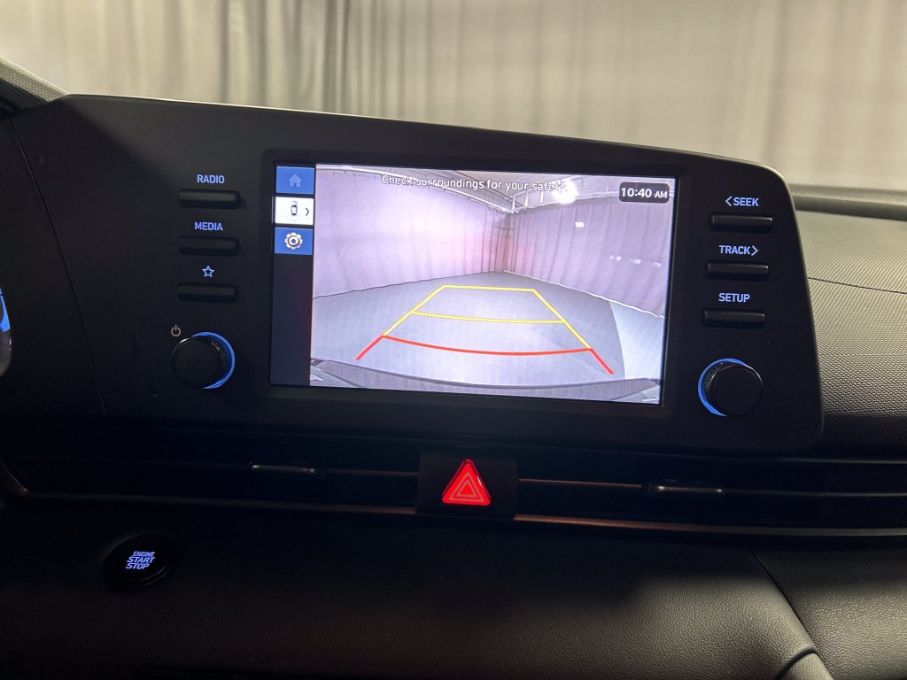 Used 2025 Hyundai Elantra Sport FWD image 16