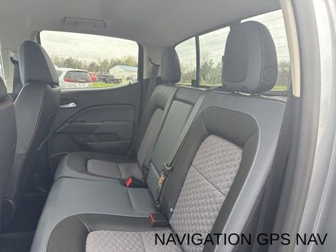 Used 2022 Chevrolet Colorado Z71 AWD/4WD image 14