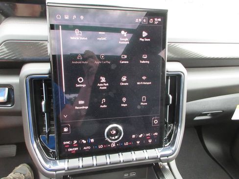 New 2026 GMC Yukon AT4 w/ AT4 Premium Plus Package AWD/4WD image 19