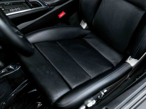 Used 2017 Porsche 911 Carrera image 39