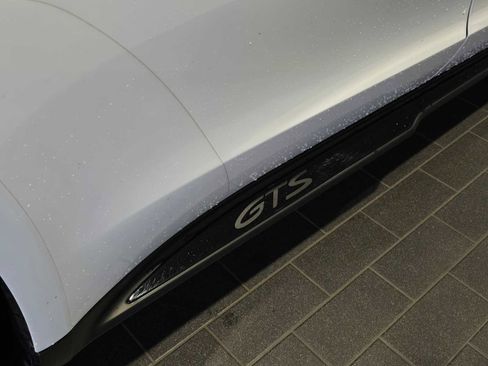 Used 2025 Porsche Panamera GTS image 20