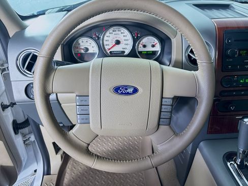 Used 2006 Ford F150 XLT AWD/4WD image 11