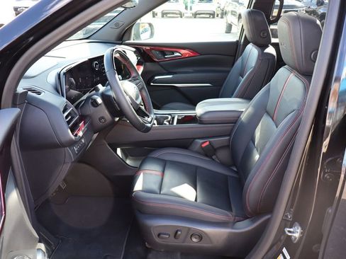 Used 2024 Chevrolet Traverse RS w/ LPO, Floor Liner Package image 13