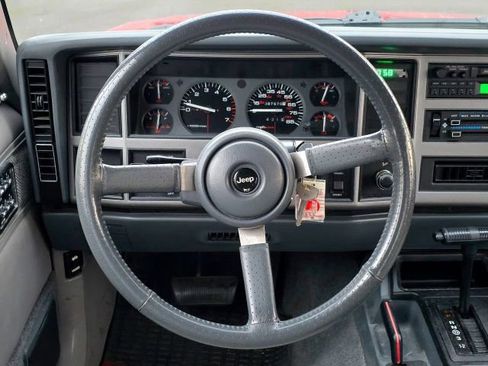 Used 1991 Jeep Cherokee Laredo image 12