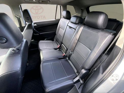 Used 2020 Volkswagen Tiguan SEL image 24