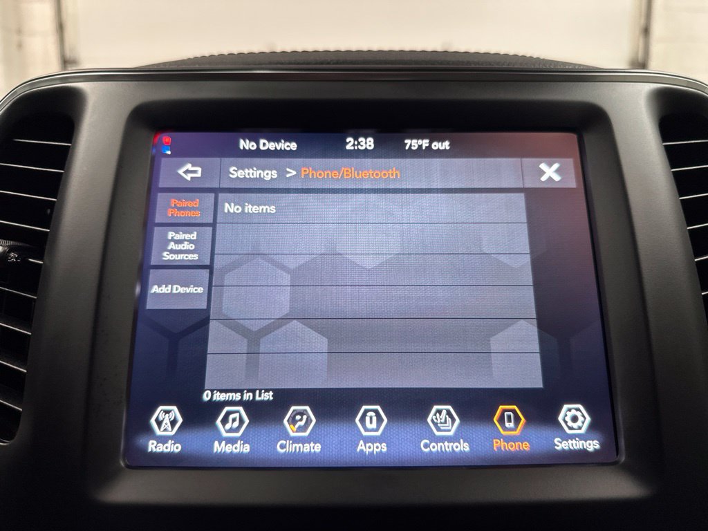 Used 2022 Jeep Cherokee Latitude AWD/4WD image 32