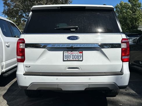 Used 2020 Ford Expedition XLT w/ Equipment Group 202A RWD image 5