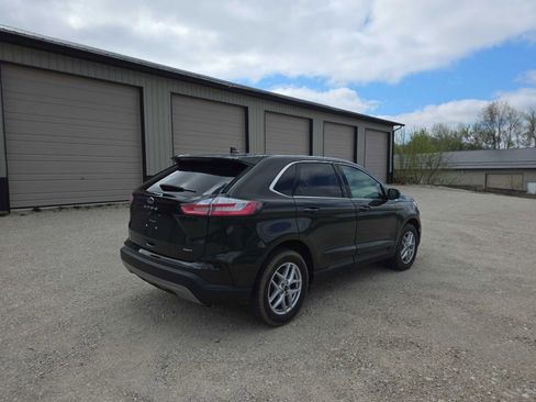Used 2023 Ford Edge SEL w/ Convenience Package AWD/4WD image 3