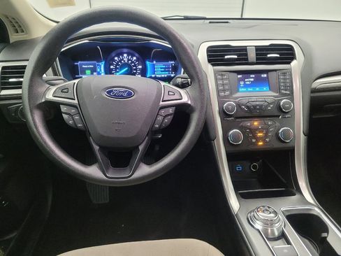 Used 2018 Ford Fusion S image 22
