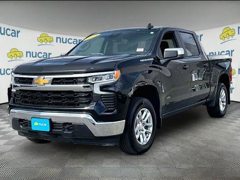 Used 2023 Chevrolet Silverado 1500 LT image 3