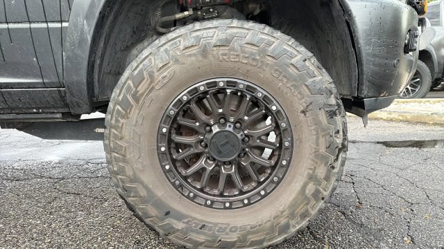 Used 2017 RAM 2500 Laramie w/ Sport Appearance Group AWD/4WD image 9