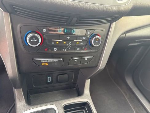 Used 2018 Ford Escape SE AWD/4WD image 21
