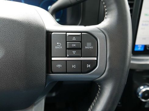 Used 2024 Ford F350 Lariat AWD/4WD image 22
