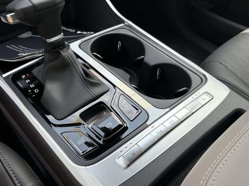 New 2026 Kia Carnival EX FWD image 52