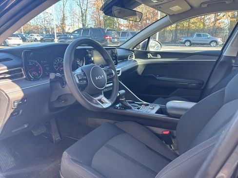 Used 2023 Kia K5 LXS image 3