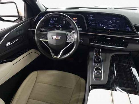 Used 2021 Cadillac Escalade ESV Sport w/ Driver Assist Tech Package image 31