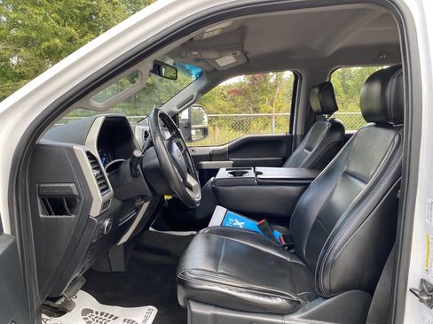 Used 2019 Ford F250 Lariat image 23